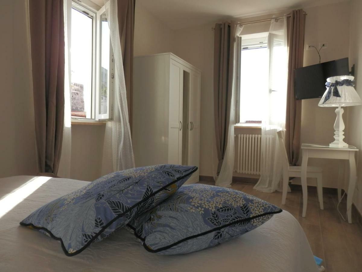 Santa Lucia B&B Гаэта Экстерьер фото